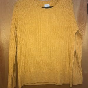 Cozy yellow sweater